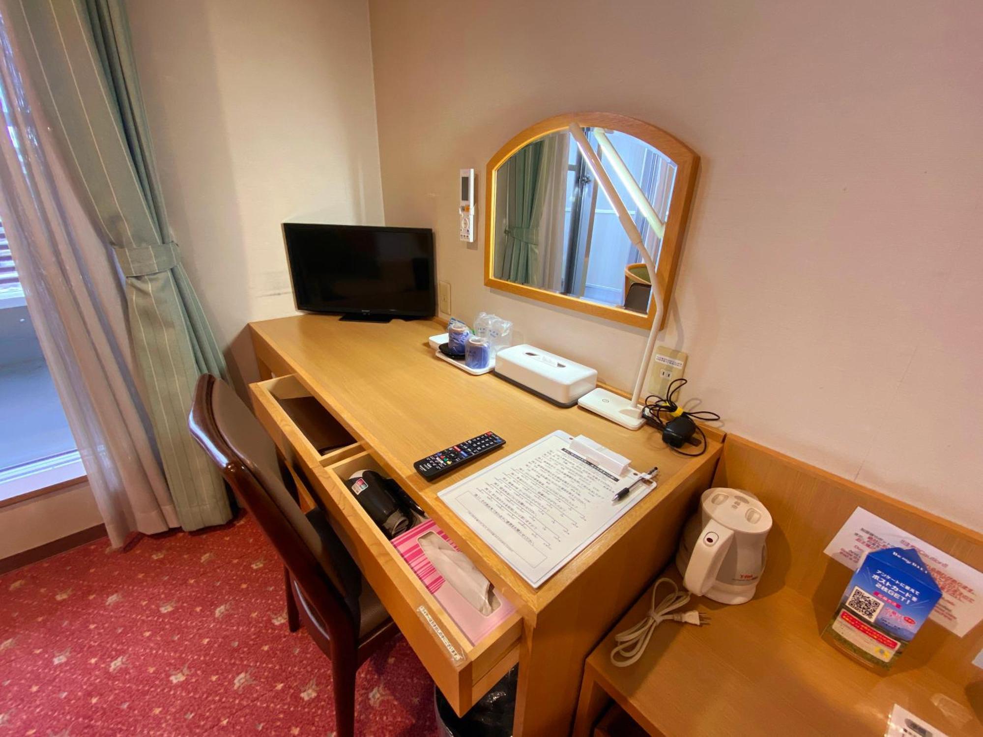 Hotel Lavenir Biei Buitenkant foto